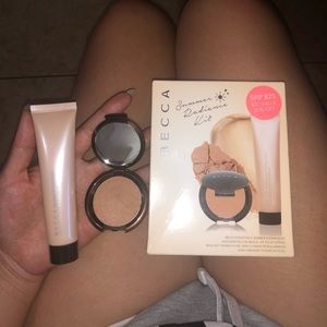 Becca Summer Radiance Kit (Bronzer & Primer)